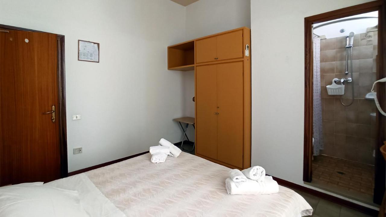 Hotel La Caravella Bellaria-Igea Marina Buitenkant foto